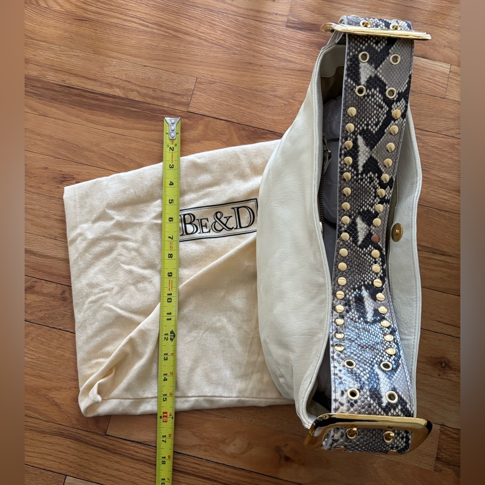Be & D Off White Leather Clutch with Studded Snakeskin and Gold Hardware Handle. - Picture 7 of 8